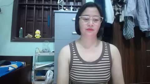 an_naughty online show from December 4, 2025, 8:56 am