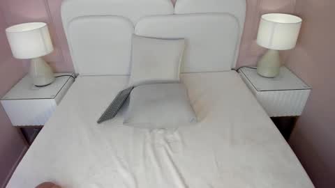 Ana  online show from February 23, 2025, 5:29 pm