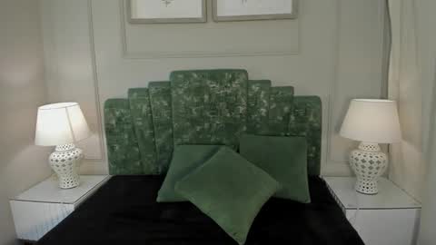 Ana  online show from March 5, 2025, 10:55 am