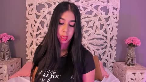 Ana Gonzalez online show from November 24, 2025, 8:52 pm