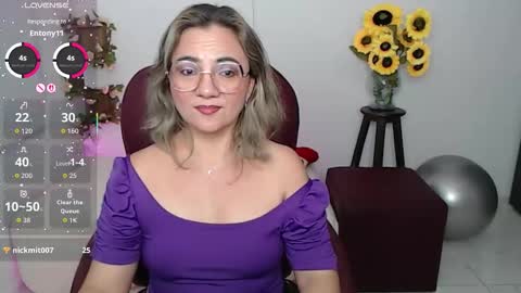 Snapshot of ana_hotmilf chatting on March 11, 2026, 12:38 am Ana online show from March 11, 2026, 12:38 am