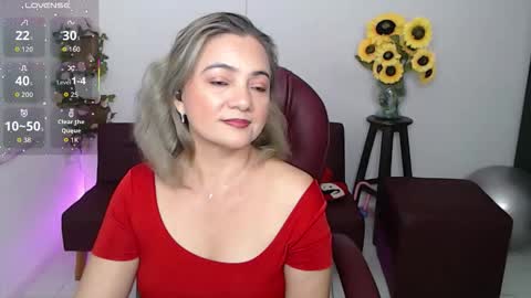 Snapshot of ana_hotmilf chatting on March 23, 2026, 11:31 pm Ana online show from March 23, 2026, 11:31 pm