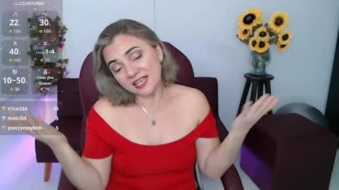 Snapshot of ana_hotmilf chatting on May 4, 2026, 10:17 pm Ana online show from May 4, 2026, 10:17 pm