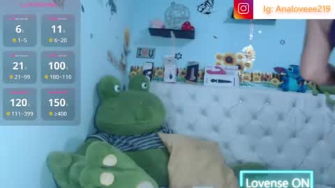 Ana lopez - Cameltoe girl  online show from June 13, 2026, 4:49 pm