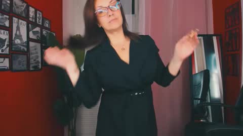 Ana online show from September 10, 2025, 10:04 am