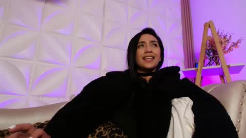   online show from September 11, 2025, 9:53 am