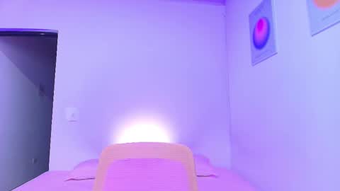 Ana sofia online show from March 30, 2026, 2:01 am