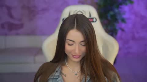 Snapshot of anabel054 chatting on June 21, 2026, 7:55 am Anabel Kira Zlata Kira Elice Lana Dominika Sofy Kaila Bridget online show from June 21, 2026, 7:55 am