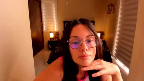 Anabel online show from October 22, 2025, 4:18 pm