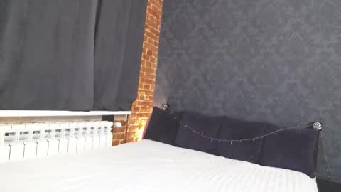 Anna online show from September 10, 2025, 4:18 pm