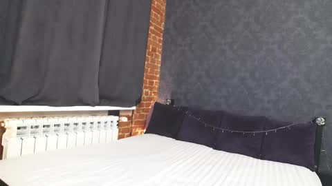 Anna online show from December 2, 2025, 11:37 am