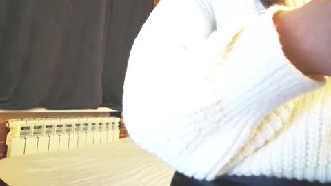 Anna online show from December 14, 2025, 12:10 pm