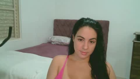 anabelenogueira1 online show from March 17, 2026, 3:44 am