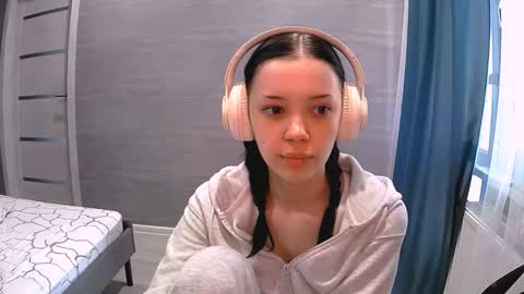 Snapshot of anabelhayre chatting on October 17, 2025, 8:17 am Anabel online show from October 17, 2025, 8:17 am