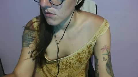 Snapshot of anabelucci_ chatting on May 21, 2026, 3:46 am anabelucci_ online show from May 21, 2026, 3:46 am