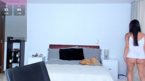 Ana Henao or Annie... Follow me ahenaocb Insta  X online show from December 5, 2024, 9:06 pm