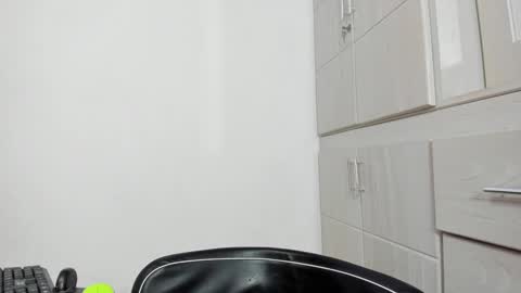 Snapshot of anahi_cruz77 chatting on December 19, 2024, 5:08 pm Ana online show from December 19, 2024, 5:08 pm