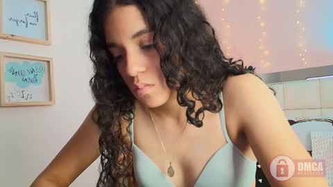 Anahi  online show from March 4, 2026, 7:20 pm