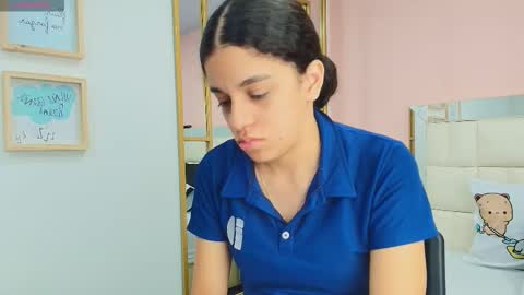 Anahi  online show from March 22, 2026, 11:35 am