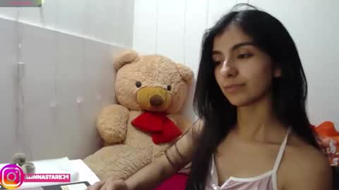 Anahi Browns online show from October 25, 2025, 3:36 am