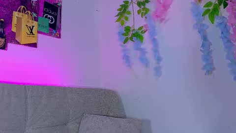 Anah online show from March 3, 2026, 2:12 pm