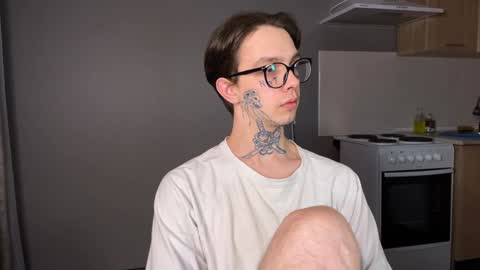 simon online show from December 21, 2024, 6:02 pm