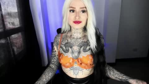  Callme Mistress Ani  online show from October 22, 2025, 7:46 pm