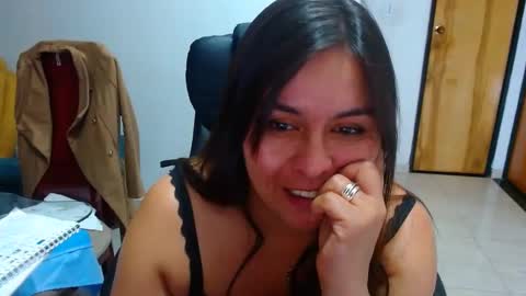 Snapshot of anaids_dam chatting on December 1, 2024, 11:14 pm anaids online show from December 1, 2024, 11:14 pm