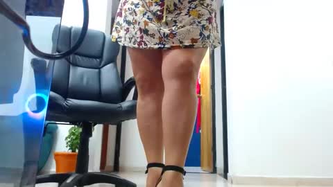 Snapshot of anaids_dam chatting on December 26, 2024, 8:53 pm anaids online show from December 26, 2024, 8:53 pm