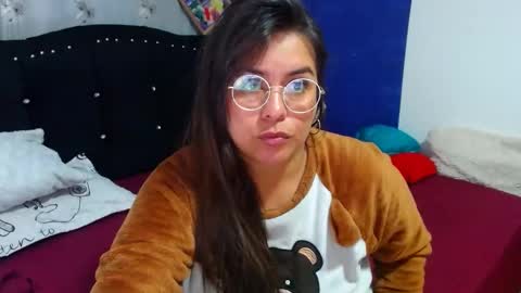 Snapshot of anaids_dam chatting on January 7, 2025, 8:13 am anaids online show from January 7, 2025, 8:13 am