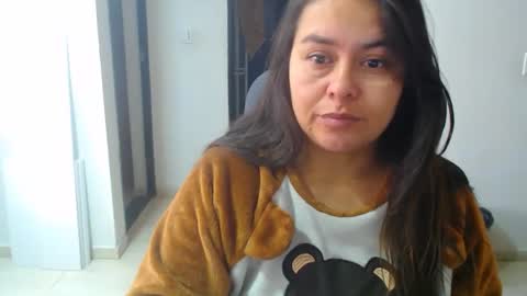 Snapshot of anaids_dam chatting on October 9, 2025, 11:52 am anaids online show from October 9, 2025, 11:52 am