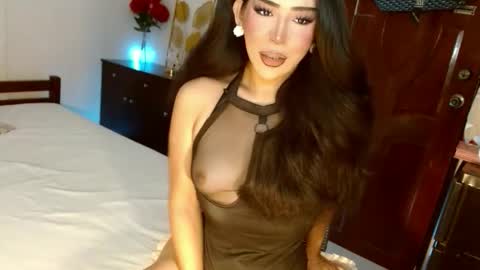 Snapshot of analordgoddessxx chatting on April 26, 2026, 11:13 pm Thena online show from April 26, 2026, 11:13 pm