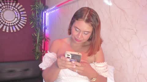 Ana Luna online show from September 20, 2025, 9:16 pm