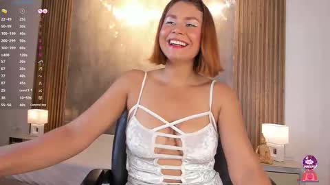 Ana Luna online show from October 13, 2025, 8:53 pm