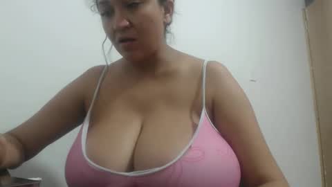 analy_hot online show from November 17, 2025, 12:11 pm