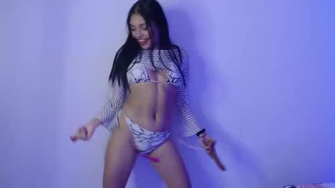 analymilles online show from November 26, 2025, 3:18 am