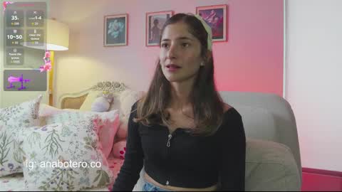 Ana Mara Botero online show from April 7, 2026, 8:09 pm