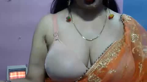 Snapshot of anamika794088 chatting on January 4, 2025, 1:42 pm anamika794088 online show from January 4, 2025, 1:42 pm