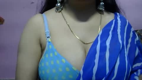 Snapshot of anamika794088 chatting on February 19, 2025, 12:33 pm anamika794088 online show from February 19, 2025, 12:33 pm
