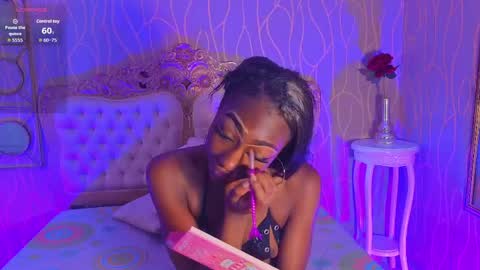 anamonroee online show from April 8, 2026, 8:09 pm