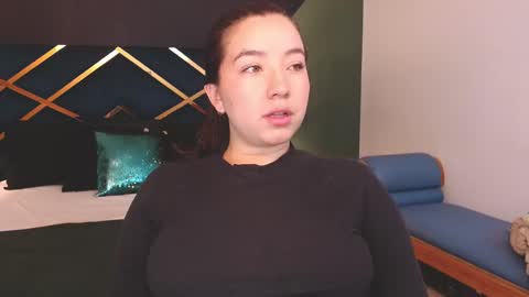 annya online show from October 7, 2025, 3:04 am