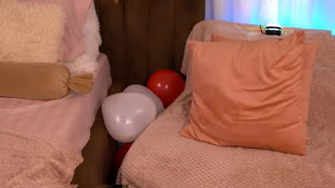 Anna online show from February 14, 2025, 7:49 am