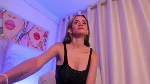 Ana online show from October 11, 2025, 8:07 pm