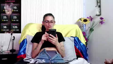 maria online show from October 17, 2025, 7:27 pm