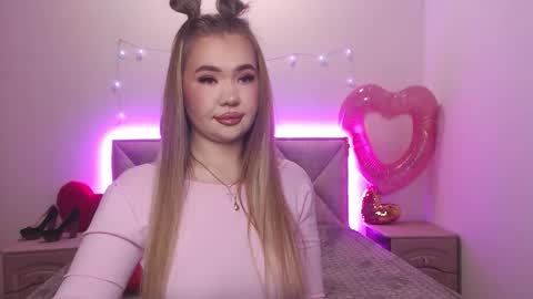 Snapshot of anastacyyellig chatting on February 19, 2026, 9:33 pm anastacyyellig online show from February 19, 2026, 9:33 pm