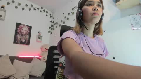 Snapshot of anastasia_tuya chatting on February 21, 2026, 11:28 pm anastasia online show from February 21, 2026, 11:28 pm