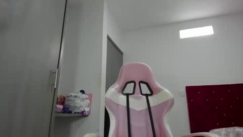 Snapshot of anastasiacooper chatting on February 14, 2025, 7:02 pm Anastasia online show from February 14, 2025, 7:02 pm