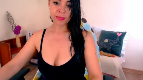 Snapshot of anaughty_kitten chatting on July 28, 2026, 3:32 pm Tatiana I was Latingoddess69 online show from July 28, 2026, 3:32 pm