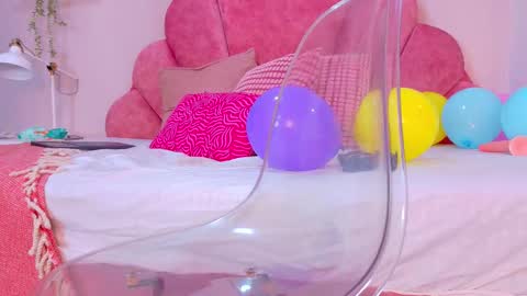 A N N A   V O S S  online show from November 29, 2025, 11:57 am