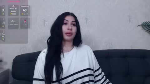 Snapshot of anaysdivine chatting on October 9, 2025, 3:15 am Anays online show from October 9, 2025, 3:15 am